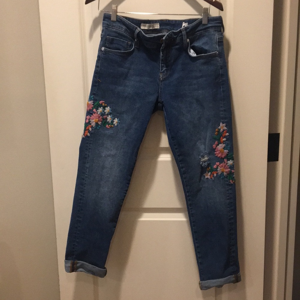 Anthropologie Pilcro and the Letterpress women Embroidered Jeans size28 stretchy